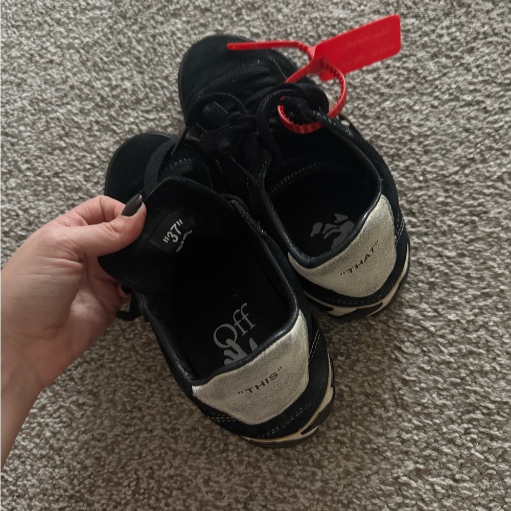 Off-White Low Vulc – Black/White (Women’s, EU 37) - Picture 2 of 4